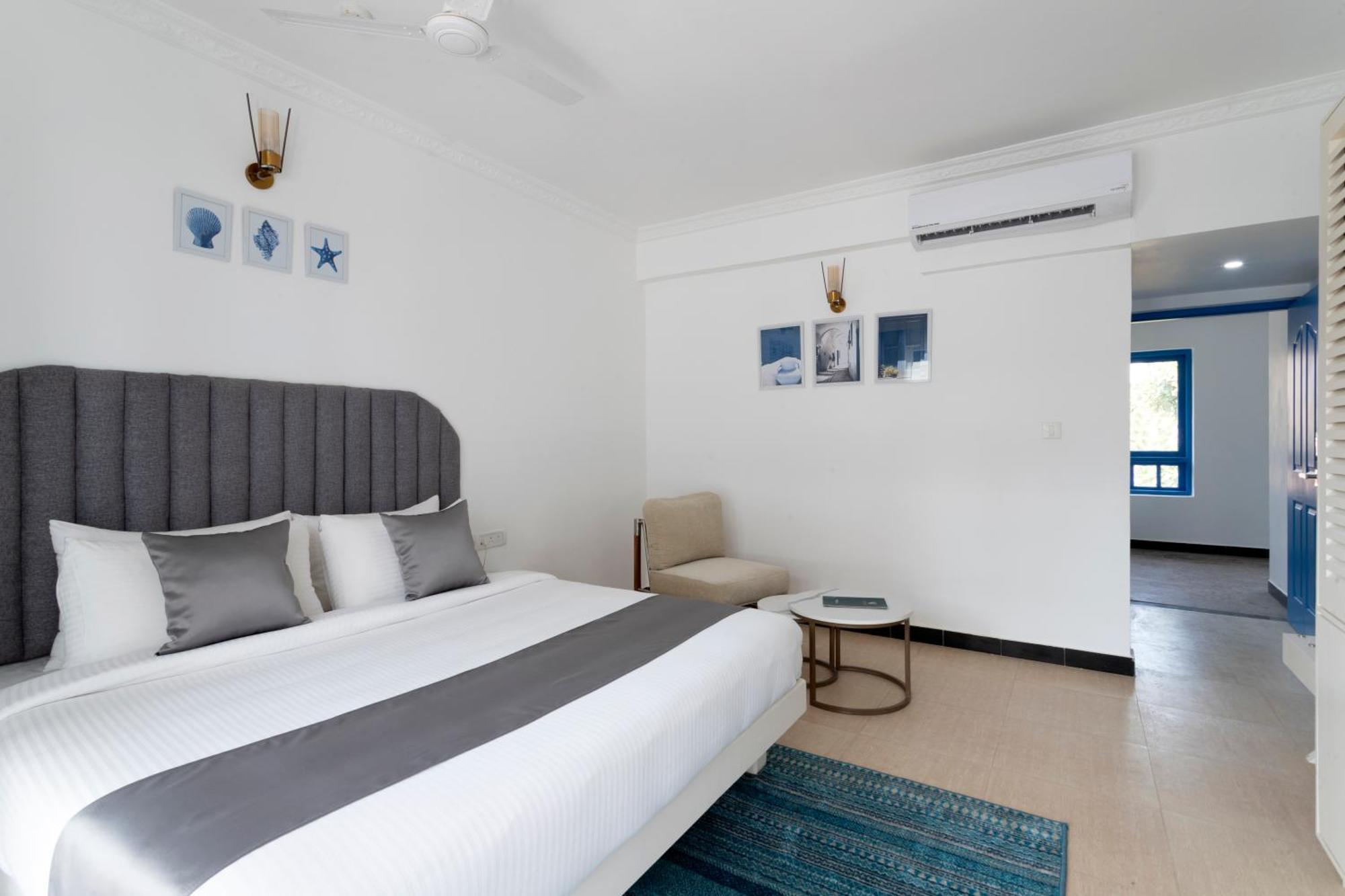 Azalea By Stone Wood Premier Hotel Varca Exterior photo